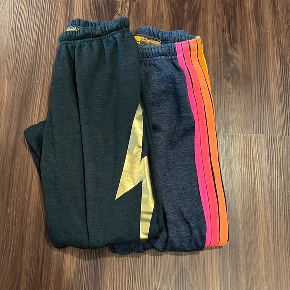 Set of 2 Aviator Nation sweatpants - Picture 1 of 9
